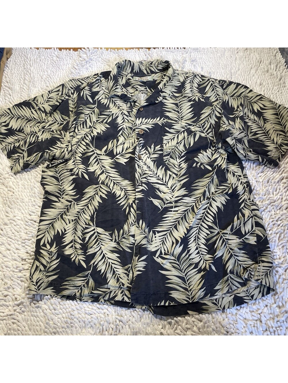 Tommy Bahama Mens L 100% Silk Hawaiian Camp Shirt Black Floral Tropical Aloha